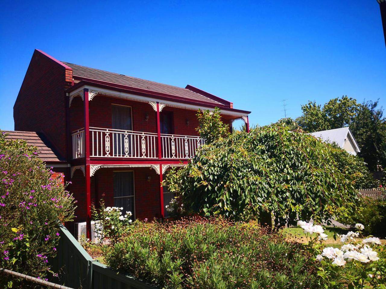 Victoriana Motor Inn Ballarat Bagian luar foto
